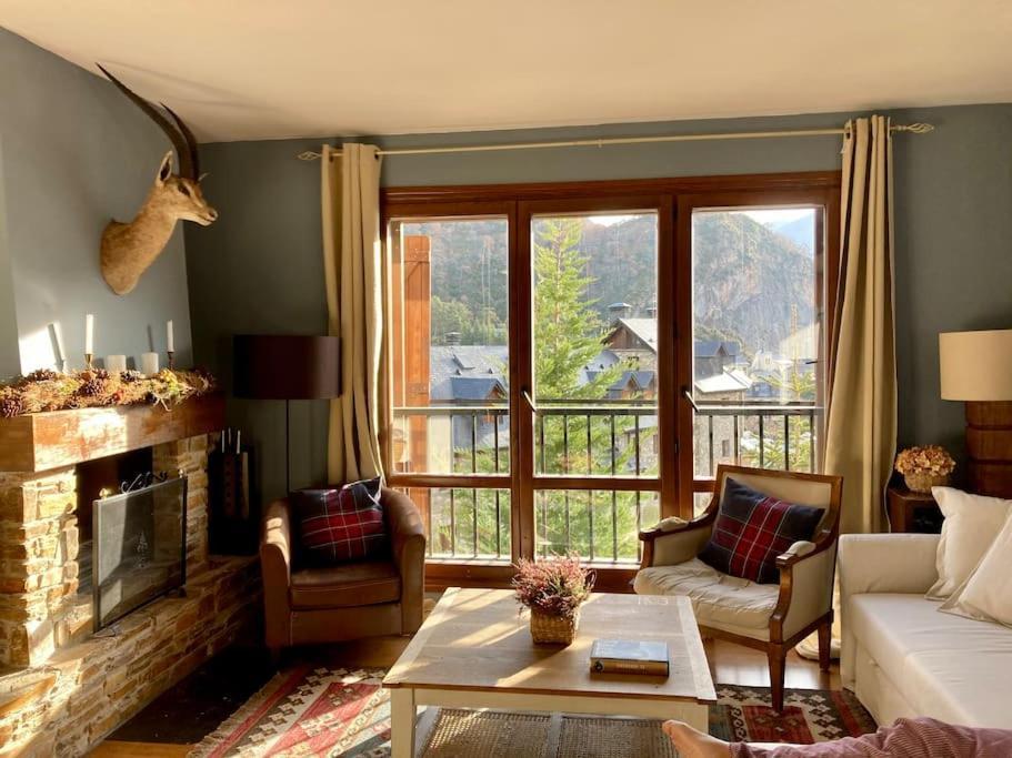 Elegante Apartamento En Escarrilla Con Vistas Al Valle Dış mekan fotoğraf