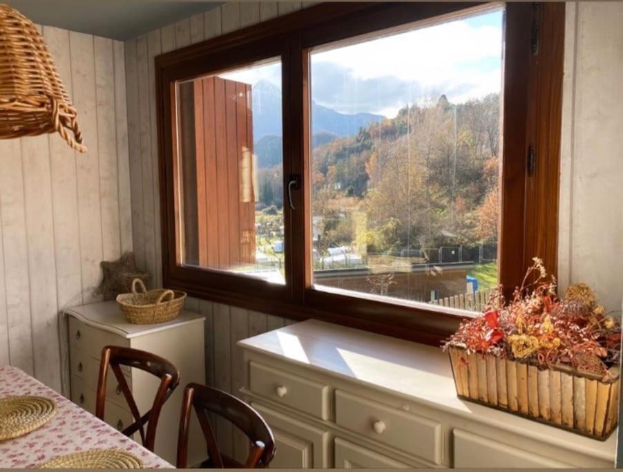 Elegante Apartamento En Escarrilla Con Vistas Al Valle Dış mekan fotoğraf